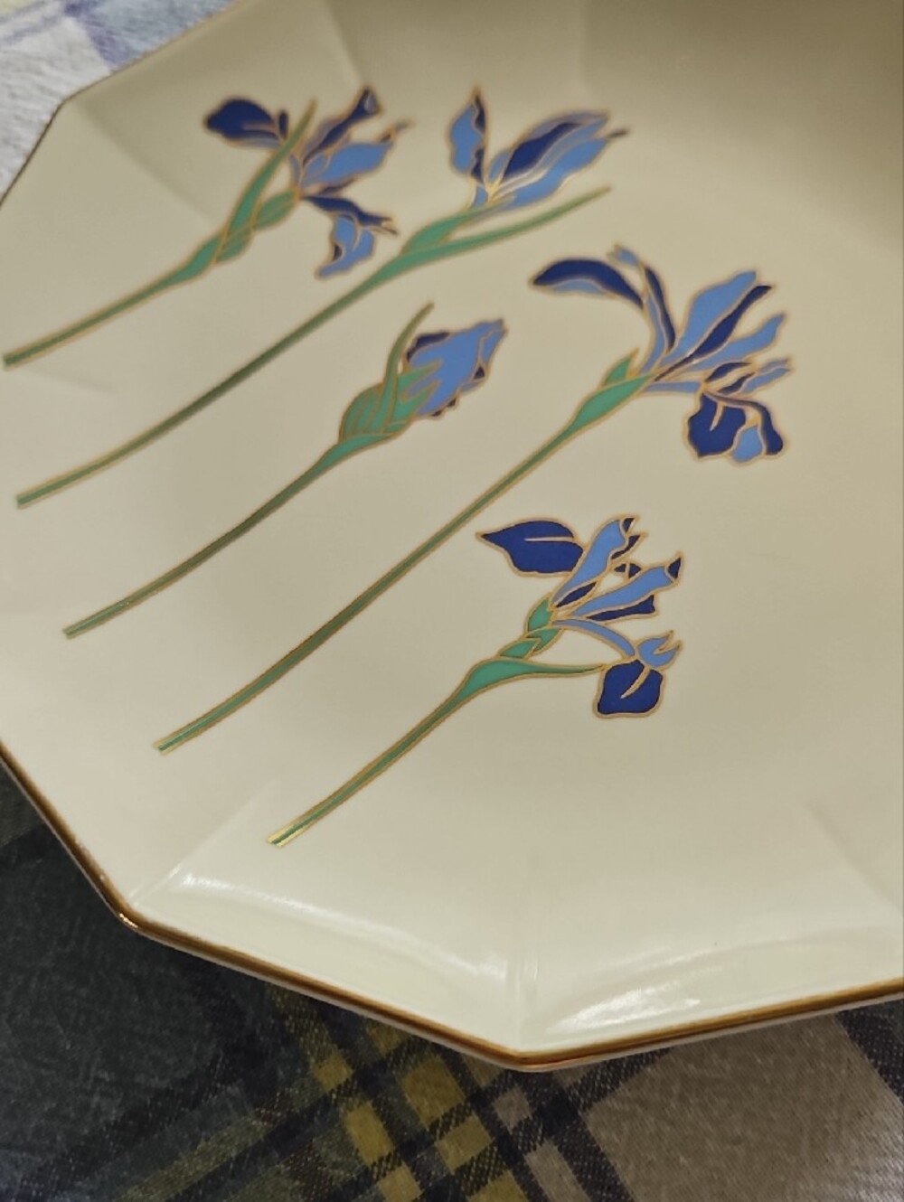 Otagiri Iris Rhapsody 8” Salad Plate Porcelain Vintage - Picture 5 of 6